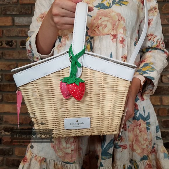 Kate Spade Picnic In Park Basket Strawberry BAG - Picture 6 of 13
